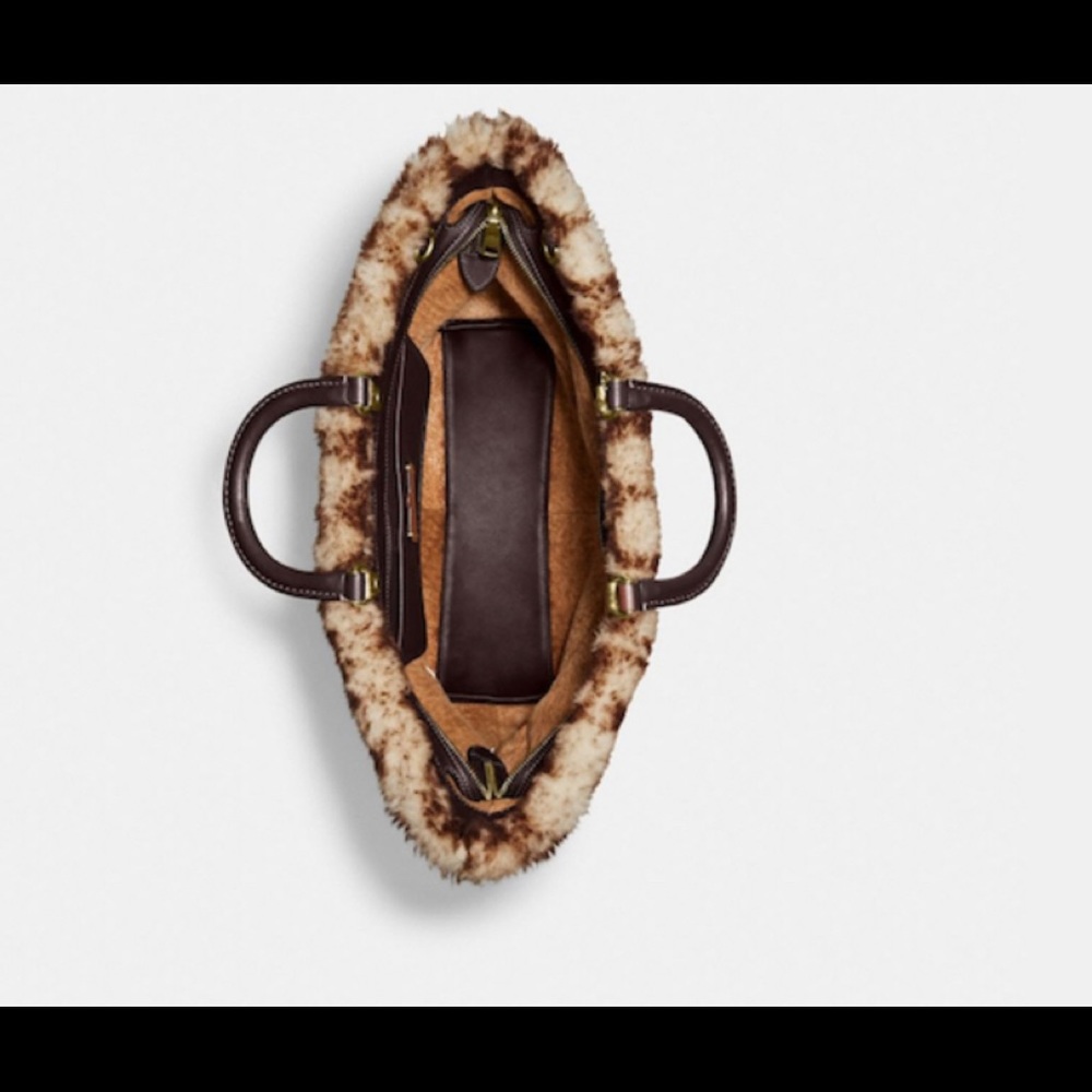 Rogue Tote In Signature Shearling